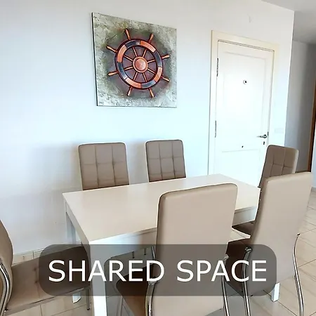 Bedroom With Private Bathroom And Air Conditioning, Inside Shared With Amplious Kitchen And Terrace With Sea View * Σαν Μιγκέλ ντε Αμπόνα